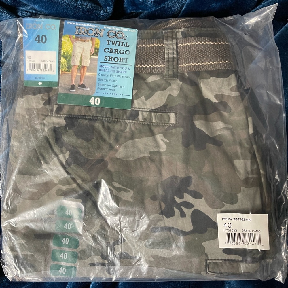 New Iron Co. Mens Camo Cargo Shorts NWT SIZE 44 - Picture 4 of 4